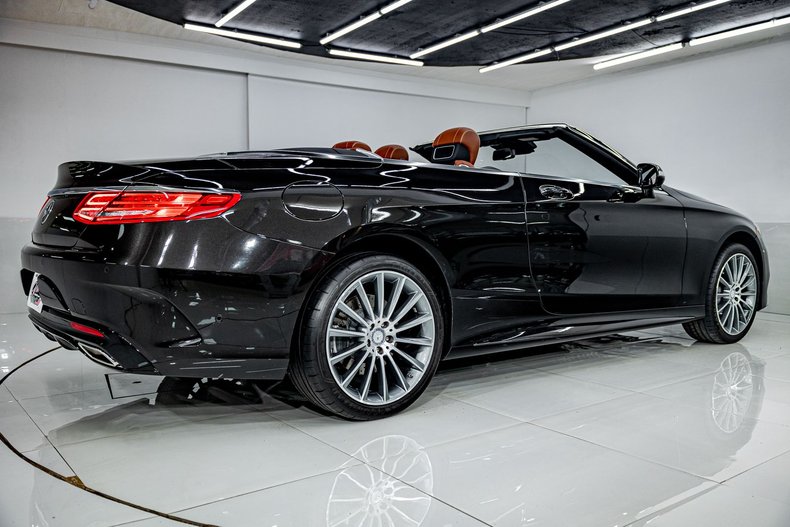 2017 Mercedes-Benz S550 | Volo Museum