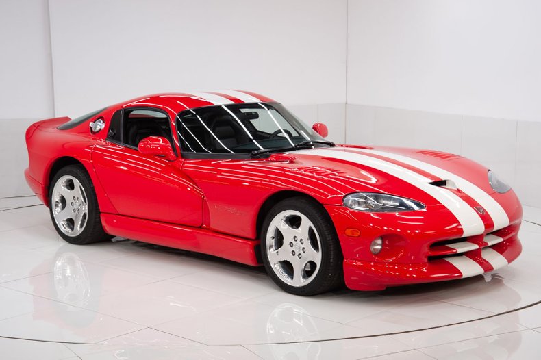 2002 Dodge Viper