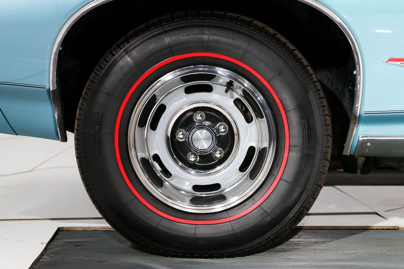 1968 Pontiac GTO | Volo Museum