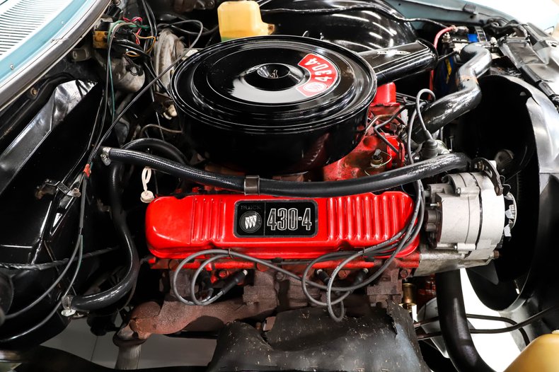 1967 Buick Riviera | Volo Museum