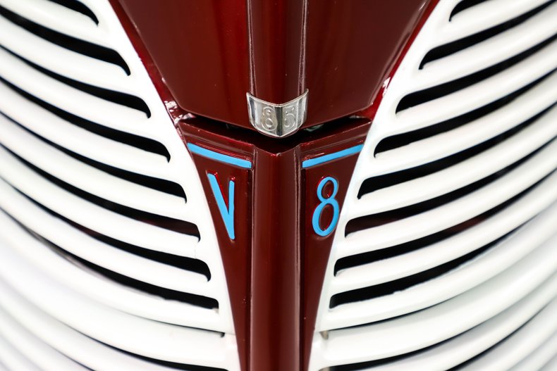1939 Ford Tudor 12