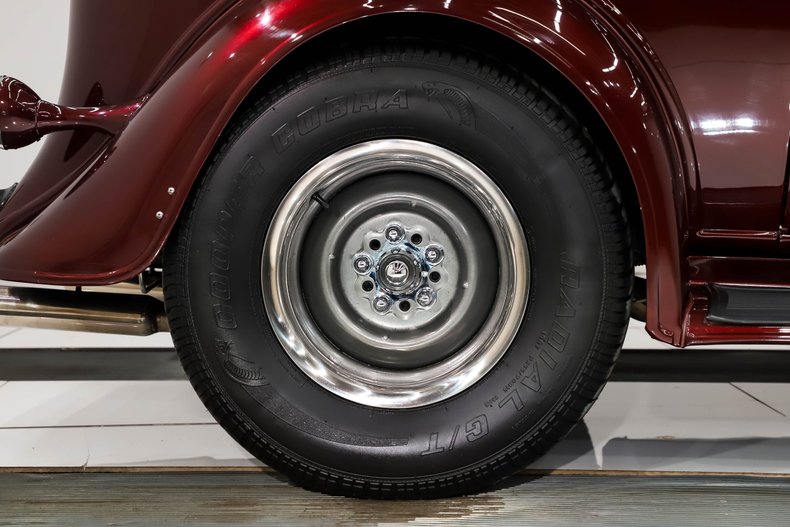 1935 Chevrolet Custom | Volo Museum
