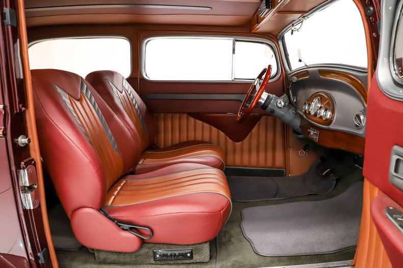 1935 Chevrolet Custom | Volo Museum