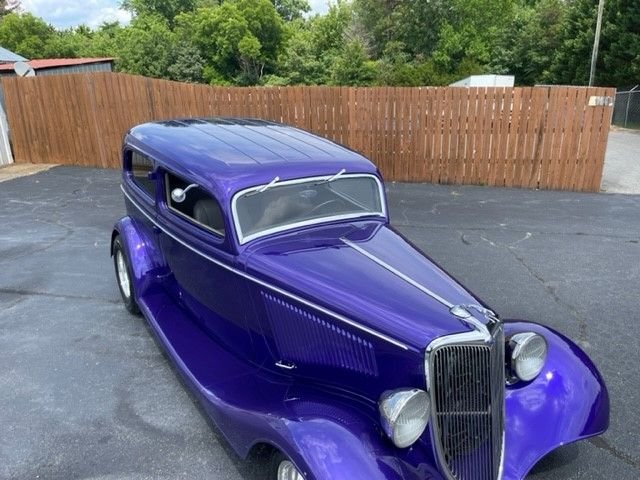 1934 Ford Sedan