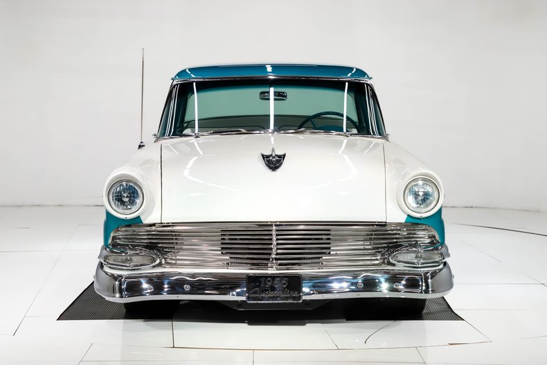 1956 Ford Customline | Volo Museum