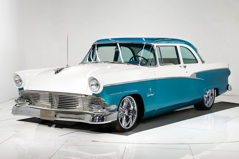 1956 Ford Customline | Volo Museum