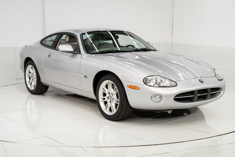 2001 Jaguar XK8