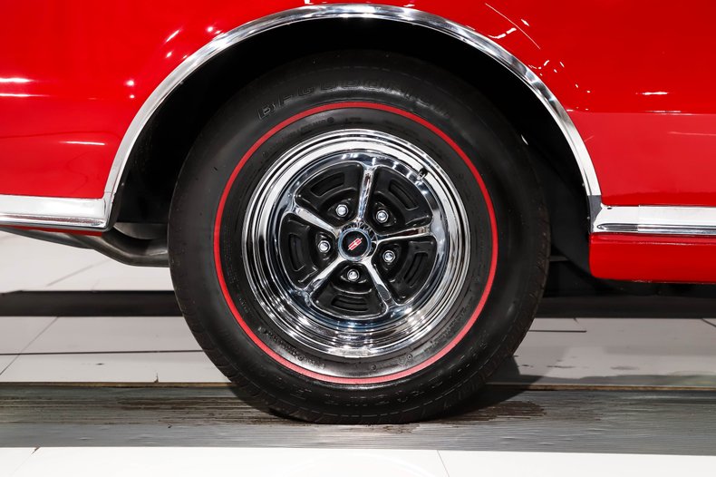 1967 Oldsmobile 442 | Volo Museum