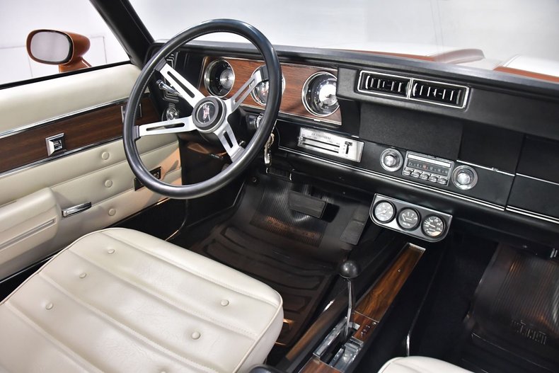 1972 Oldsmobile 442 | Volo Museum