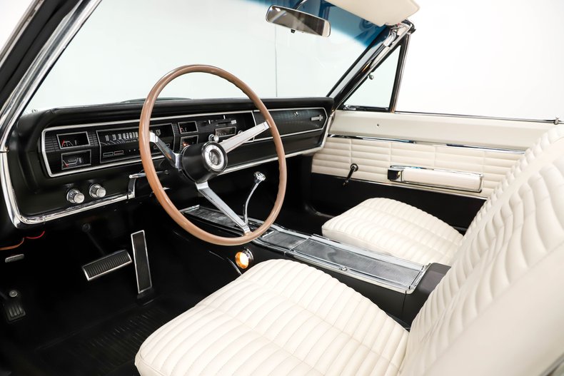 1966 Dodge Coronet 2