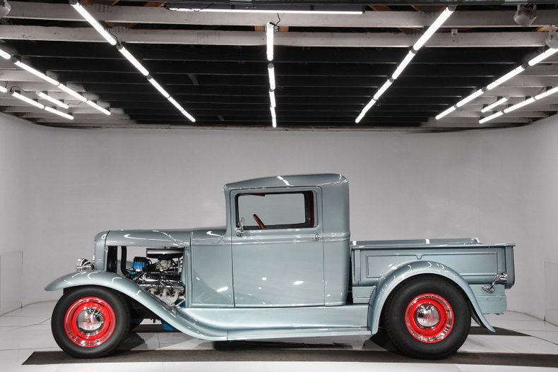 1930 Ford Custom