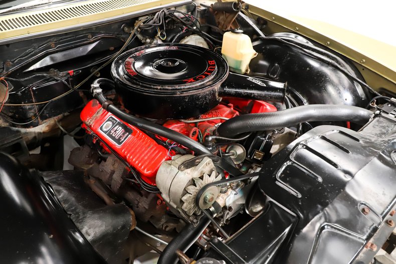 1967 Buick Riviera | Volo Museum