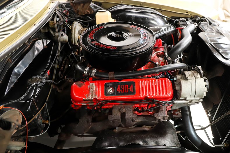 1967 Buick Riviera | Volo Museum