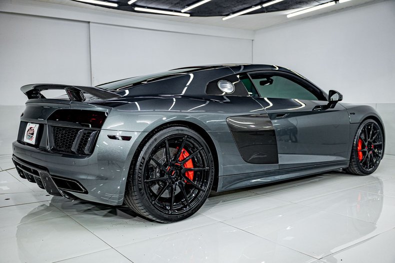 2017 Audi R8 | Volo Museum