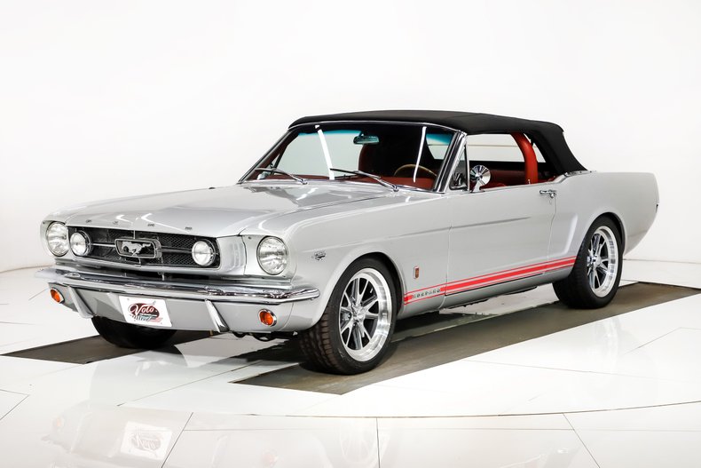 1965 Ford Mustang 38
