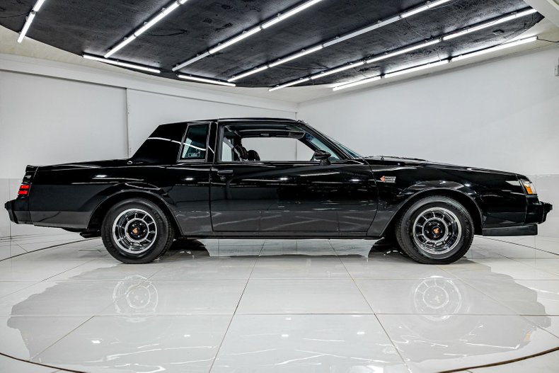 1987 Buick Grand National 31