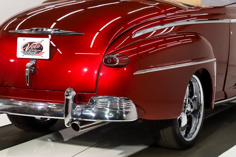 1948 Ford Super Deluxe | Volo Museum