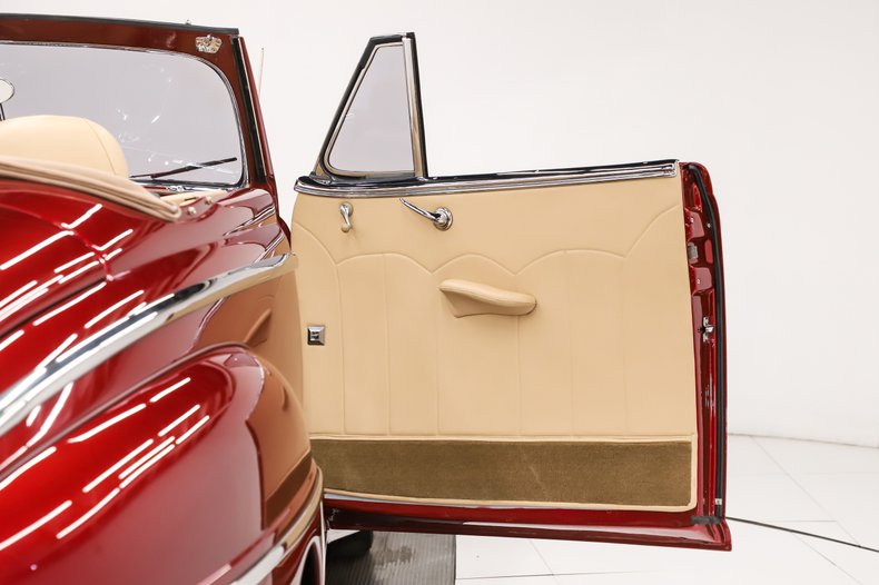 1948 Ford Super Deluxe | Volo Museum