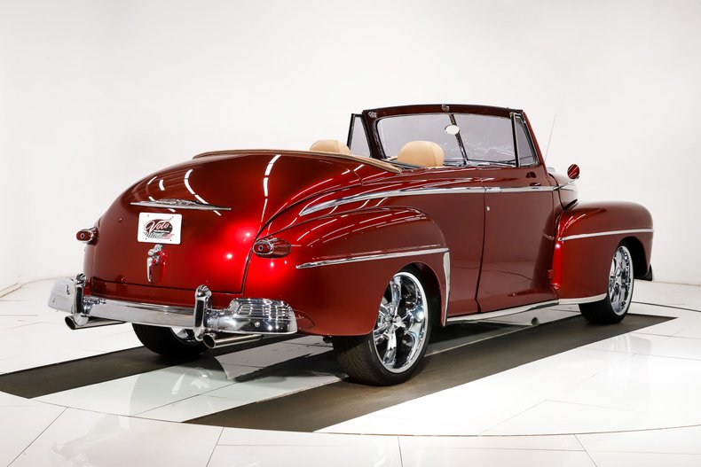 1948 Ford Super Deluxe | Volo Museum