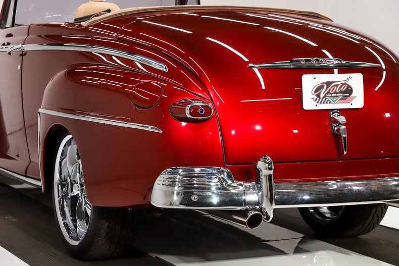 1948 Ford Super Deluxe | Volo Museum