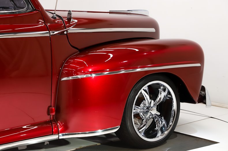 1948 Ford Super Deluxe | Volo Museum