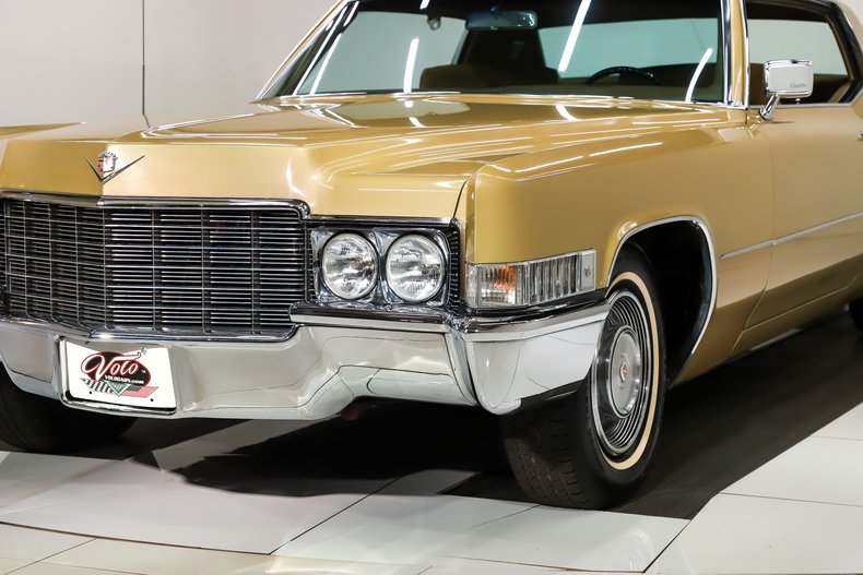 1969 Cadillac Coupe deVille