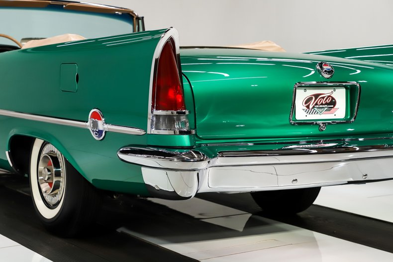 1957 Chrysler 300 38