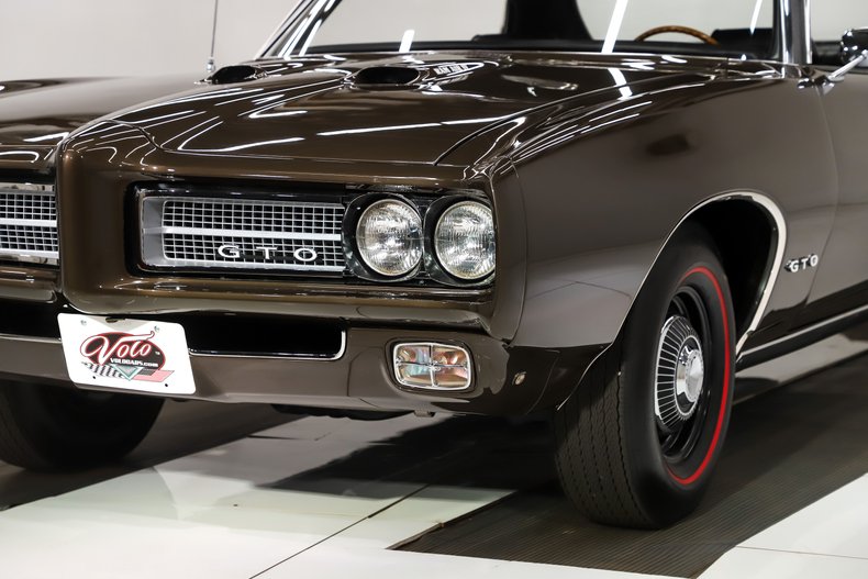 1969 Pontiac GTO 25
