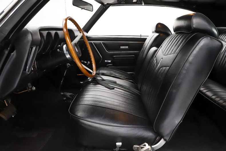 1969 Pontiac GTO 26