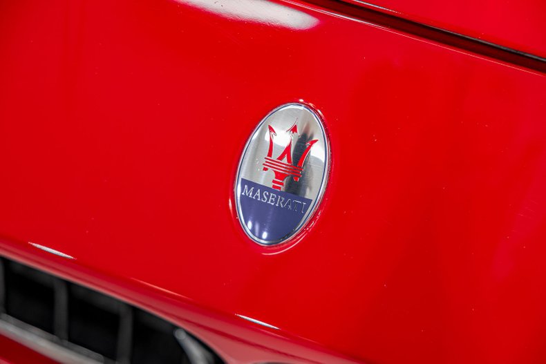 2017 Maserati Gran Turismo 13