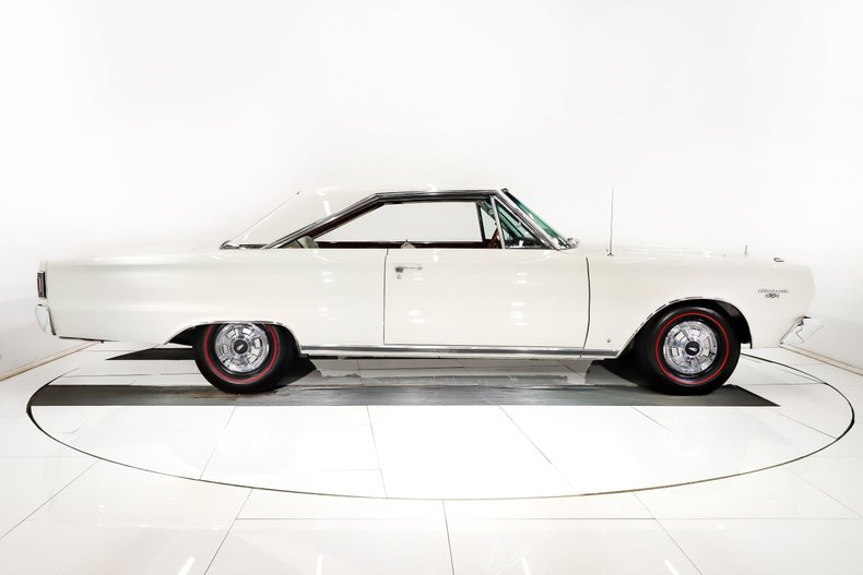 1967 Plymouth GTX 14