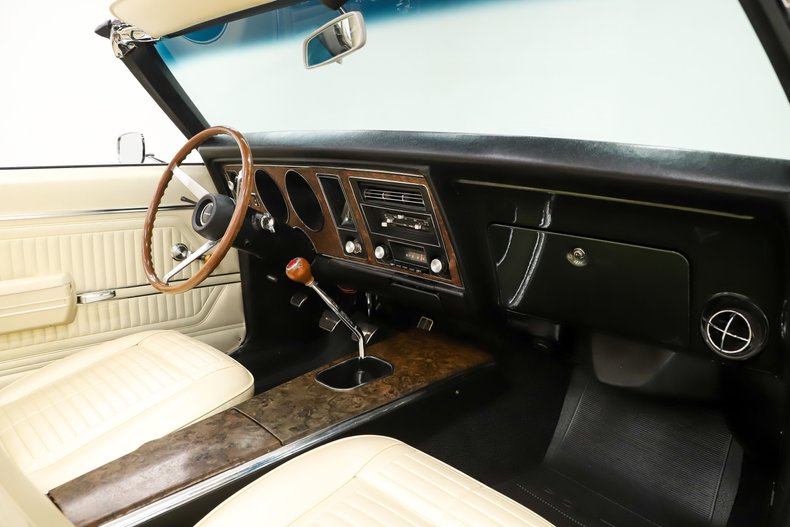 1969 Pontiac Firebird 37