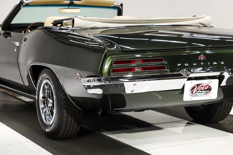 1969 Pontiac Firebird 42