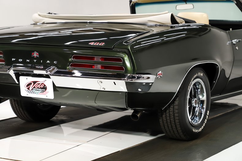 1969 Pontiac Firebird 48