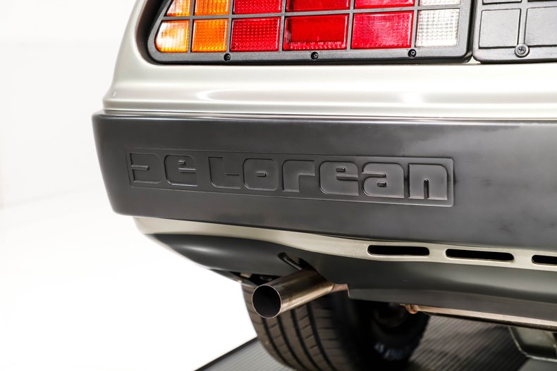 1981 DeLorean DMC-12