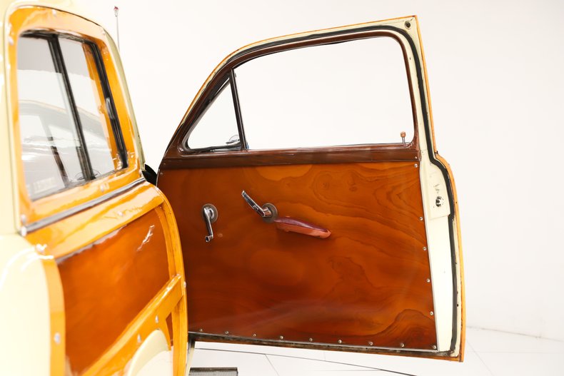 1951 Mercury Woody Wagon 32