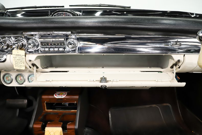 1957 Oldsmobile Starfire 50