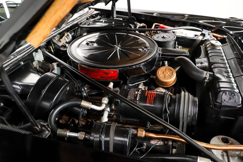 1957 Oldsmobile Starfire | Volo Museum