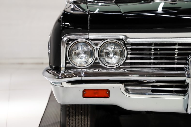 1966 Chevrolet Impala 38