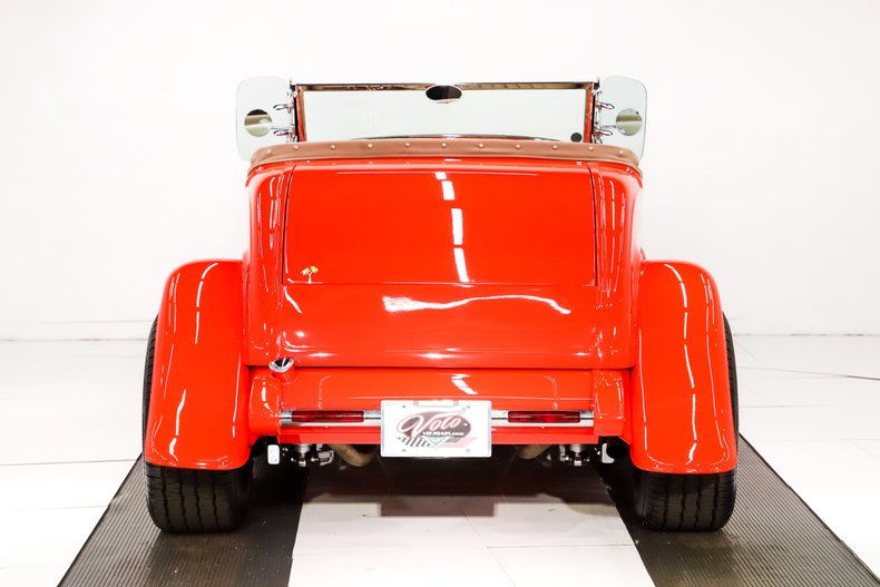 1932 Ford Custom 54