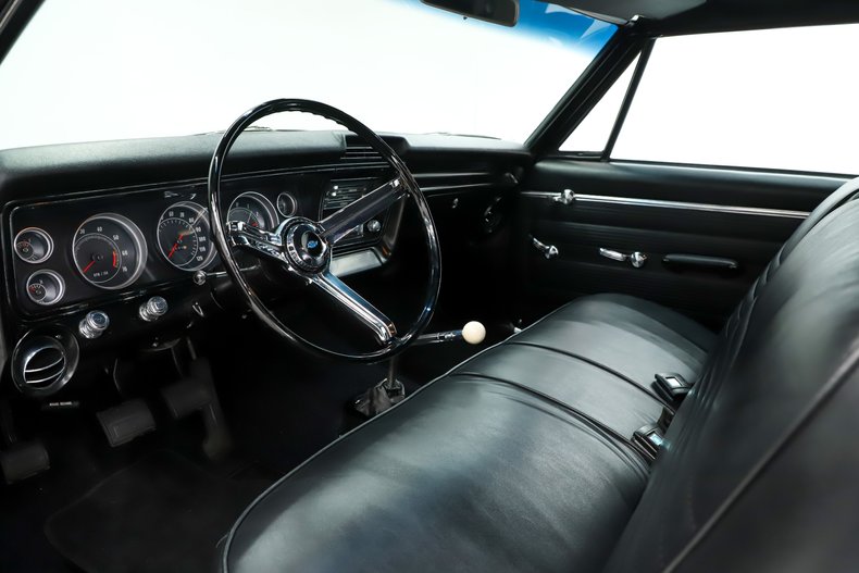 1967 Chevrolet Biscayne 2