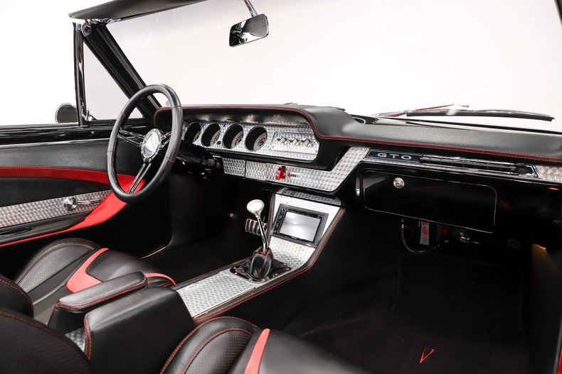 1965 Pontiac GTO 41