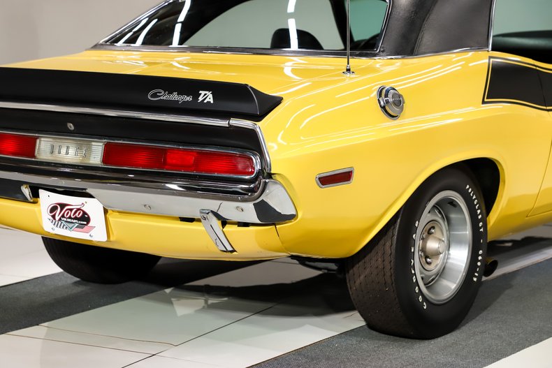 1970 Dodge Challenger 47