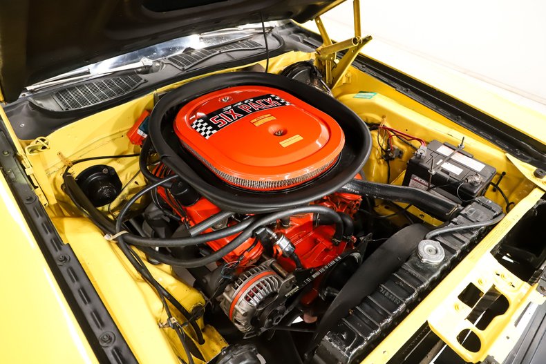 1970 Dodge Challenger 64