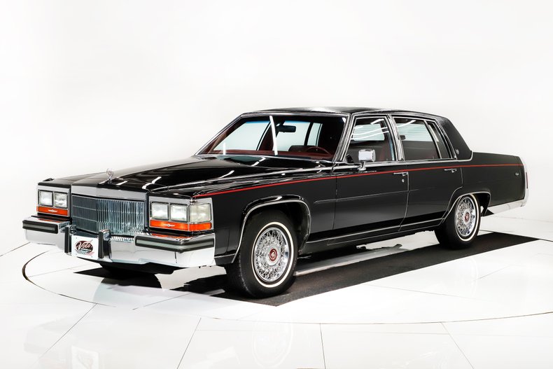 1989 Cadillac Fleetwood 20