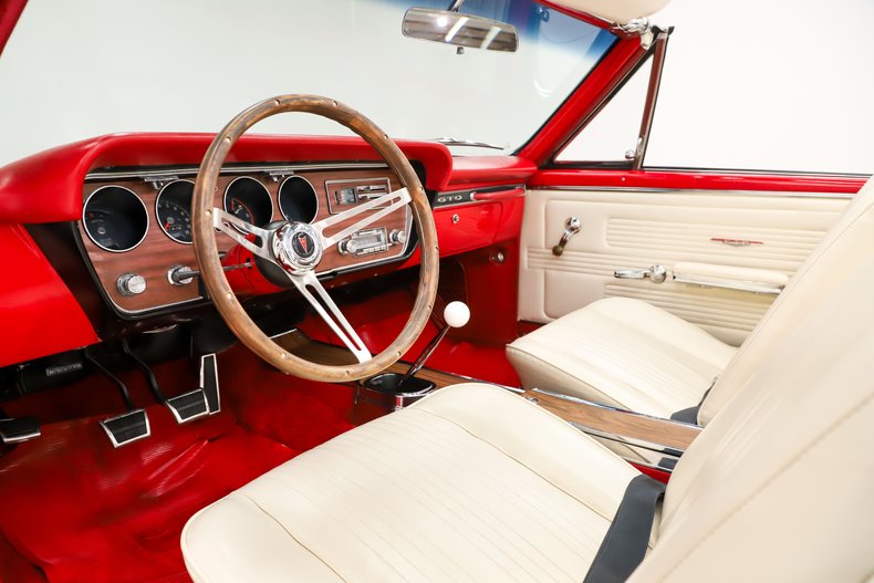 1967 Pontiac GTO 2