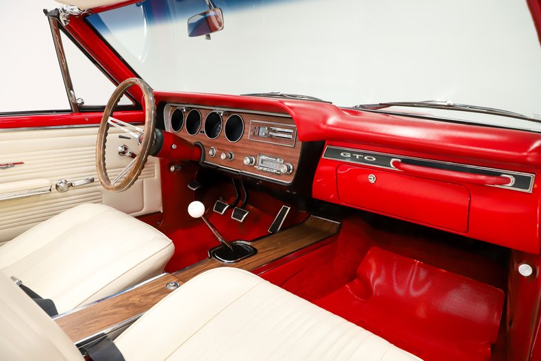 1967 Pontiac GTO 44