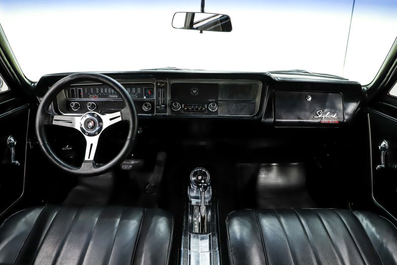1965 Buick Gran Sport 21