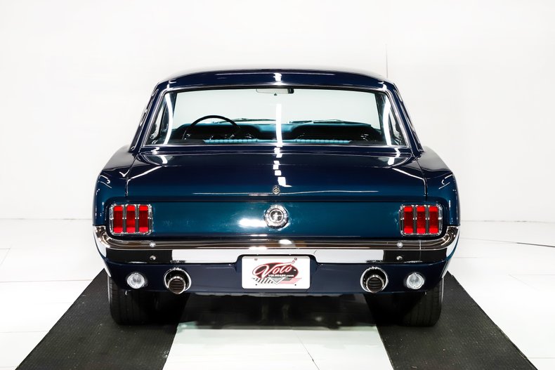 1965 Ford Mustang 40