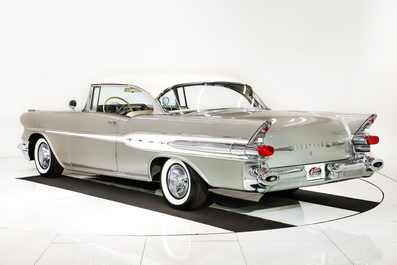 1957 Pontiac Starchief 6